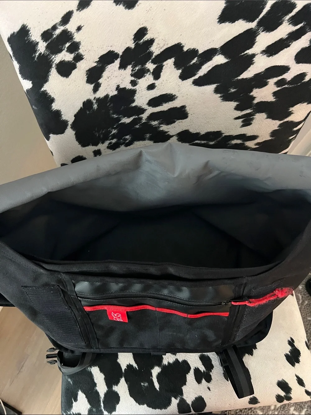 Chrome Men's Black Sling Messenger Bag - Minimal Urban Carry
